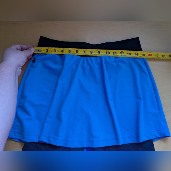 MOOV Activewear Montréal Made In Québec Skort Size Large Lilac And Black - Picture 7 of 8